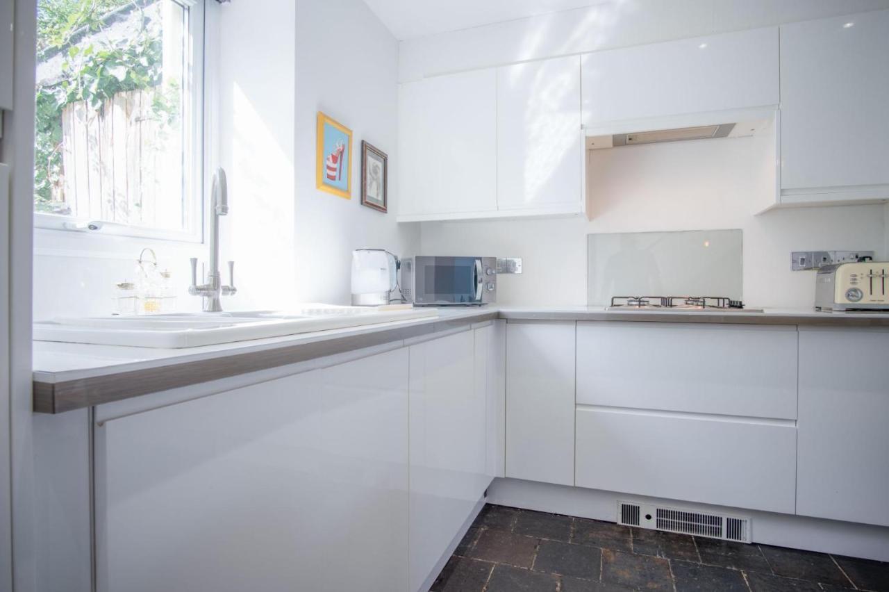 Ty Golau - 3 Bed -