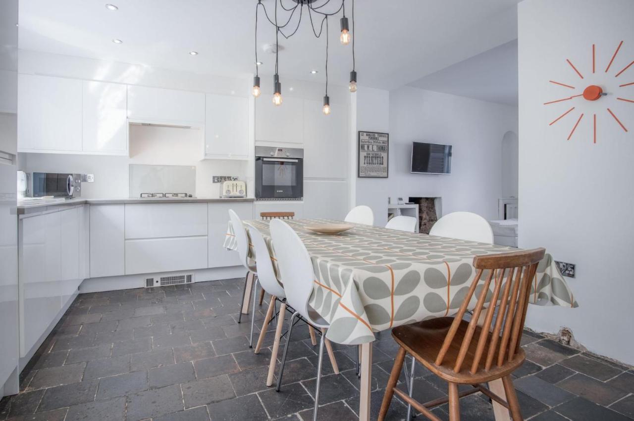Ty Golau - 3 Bed - Holiday home
