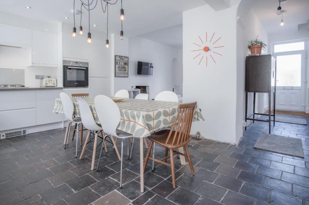Ty Golau - 3 Bed - Casa vacanze Pembroke